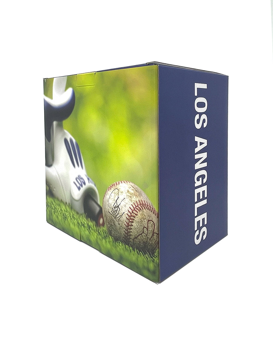 LA BATTING GLOVES VINYL FIGURE: CHAMPIONSHIP GOLD EDITION