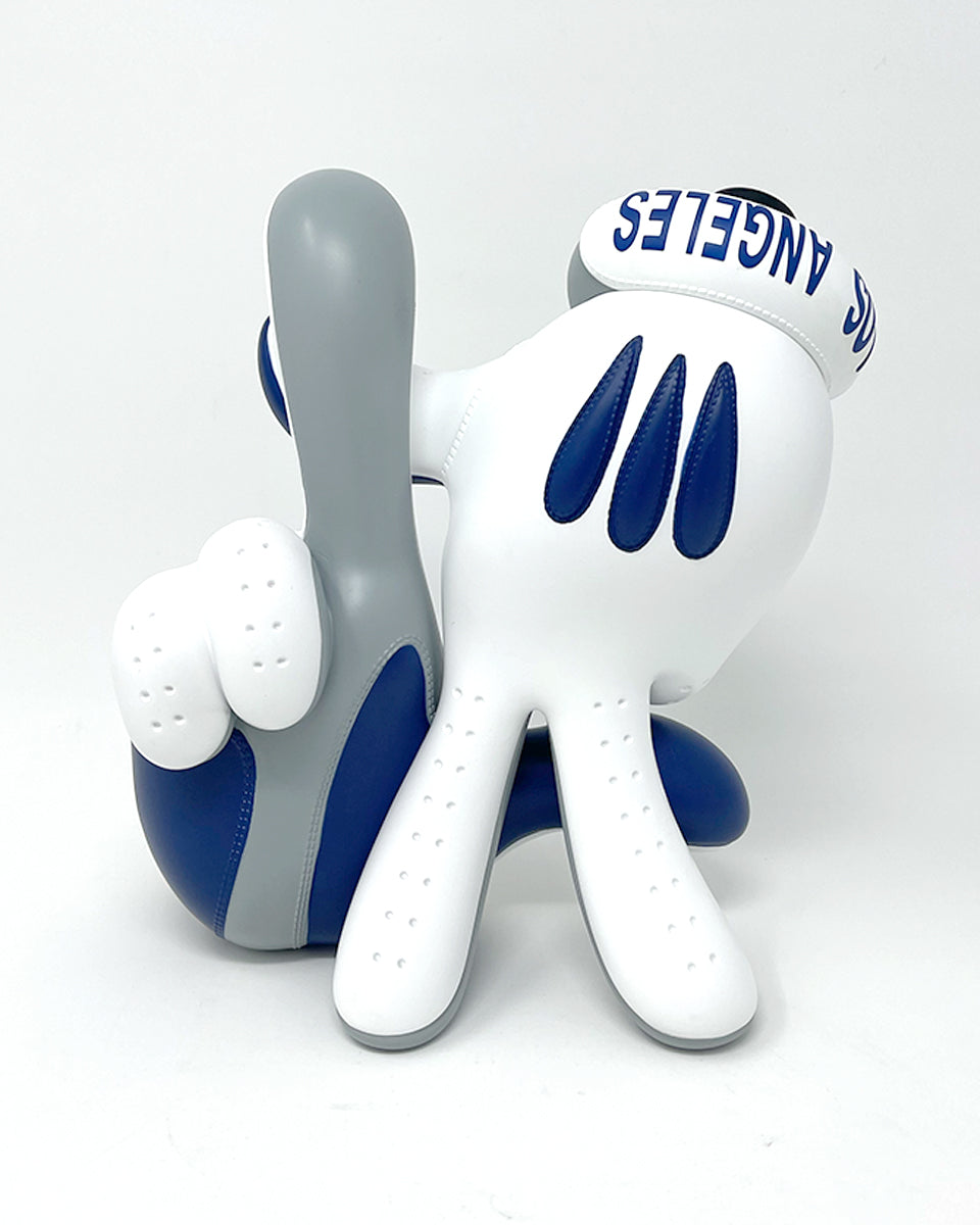 LA BATTING GLOVES VINYL FIGURE: OG EDITION