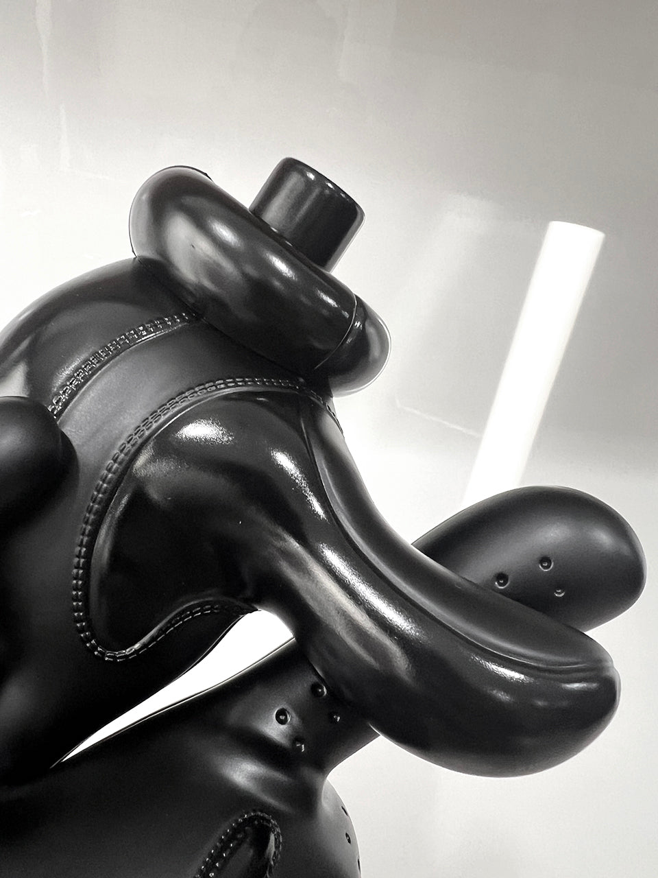 LA RACING GLOVES VINYL FIGURE: LA AUTO SHOW EXCLUSIVE